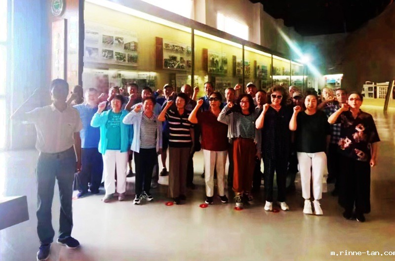 1690357434105225.jpg b4c4fae1a360f04ceba000a971bc6da.jpg