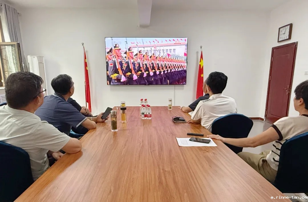 1756951418133652.jpg 640.webp.jpg